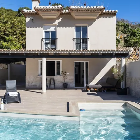 Carrillos Villa